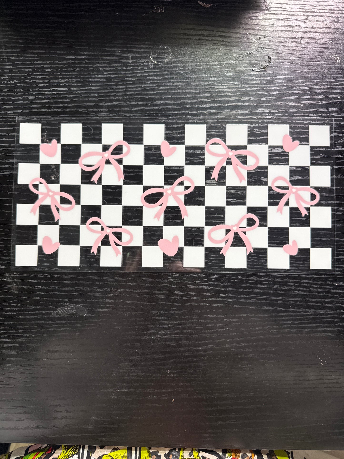 483 bows and checkers