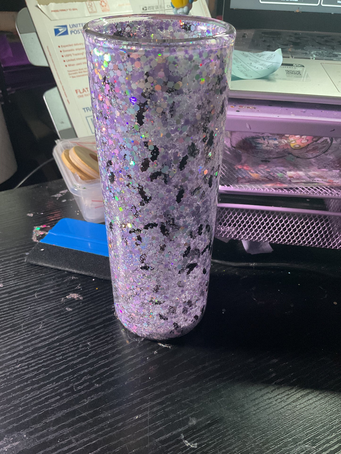 Defective 25 oz glass