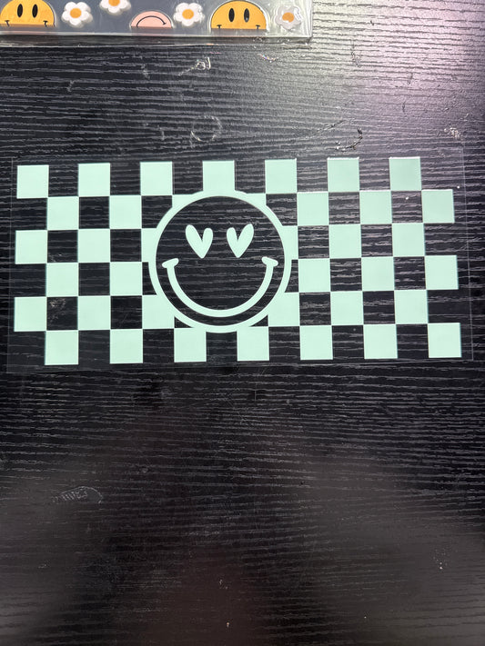 522 smiley faces and checkers