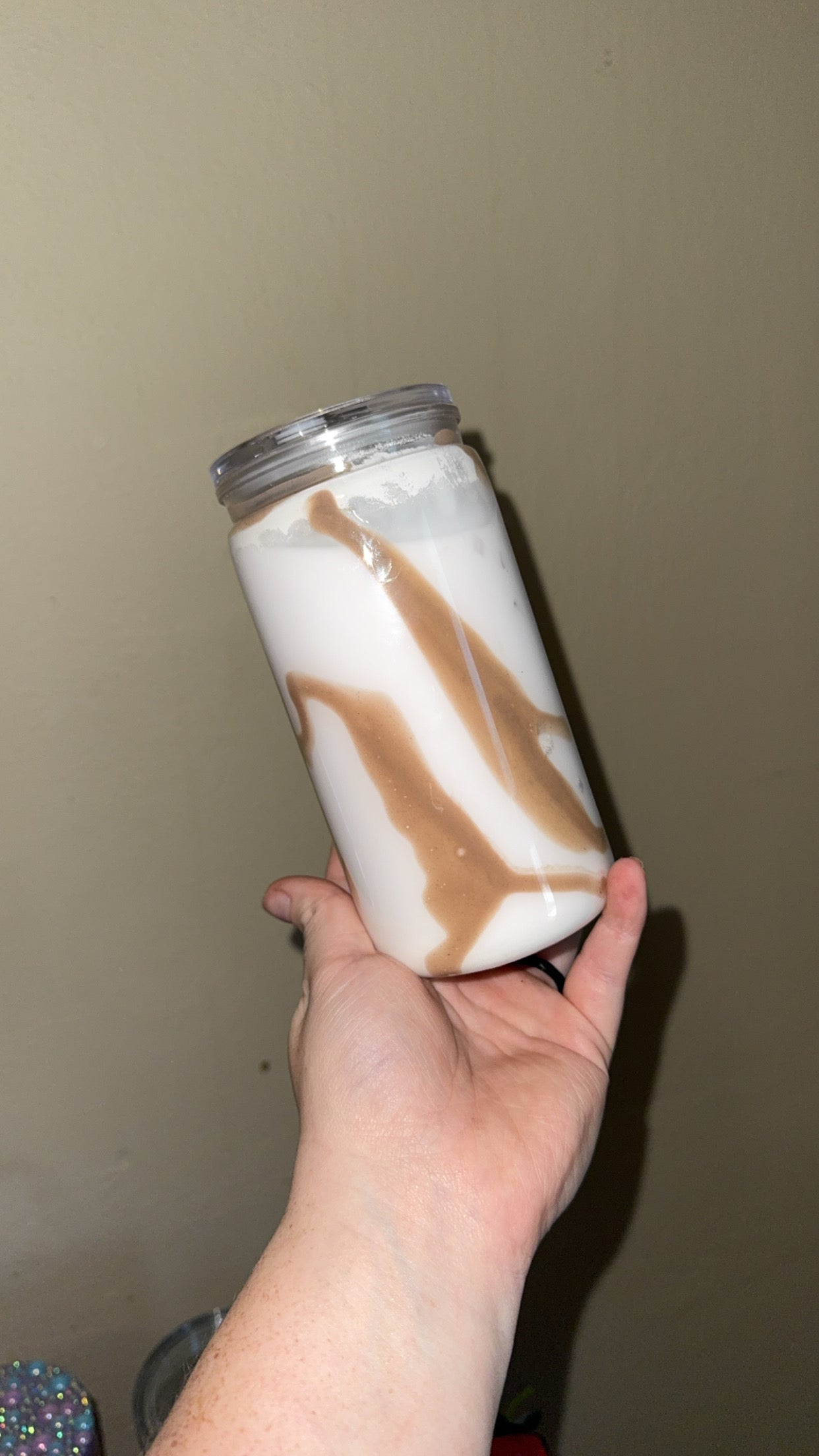 16 oz caramel drizzle snow globe
