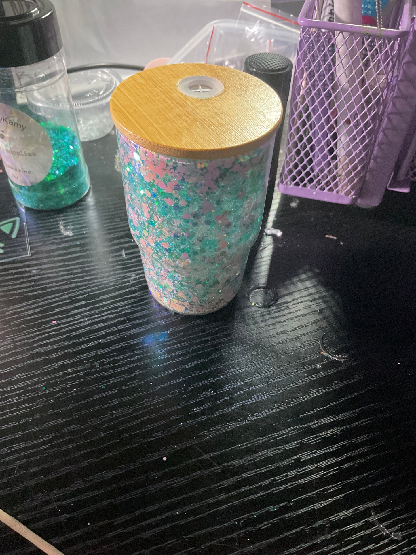 3 oz kitty shot snow globe