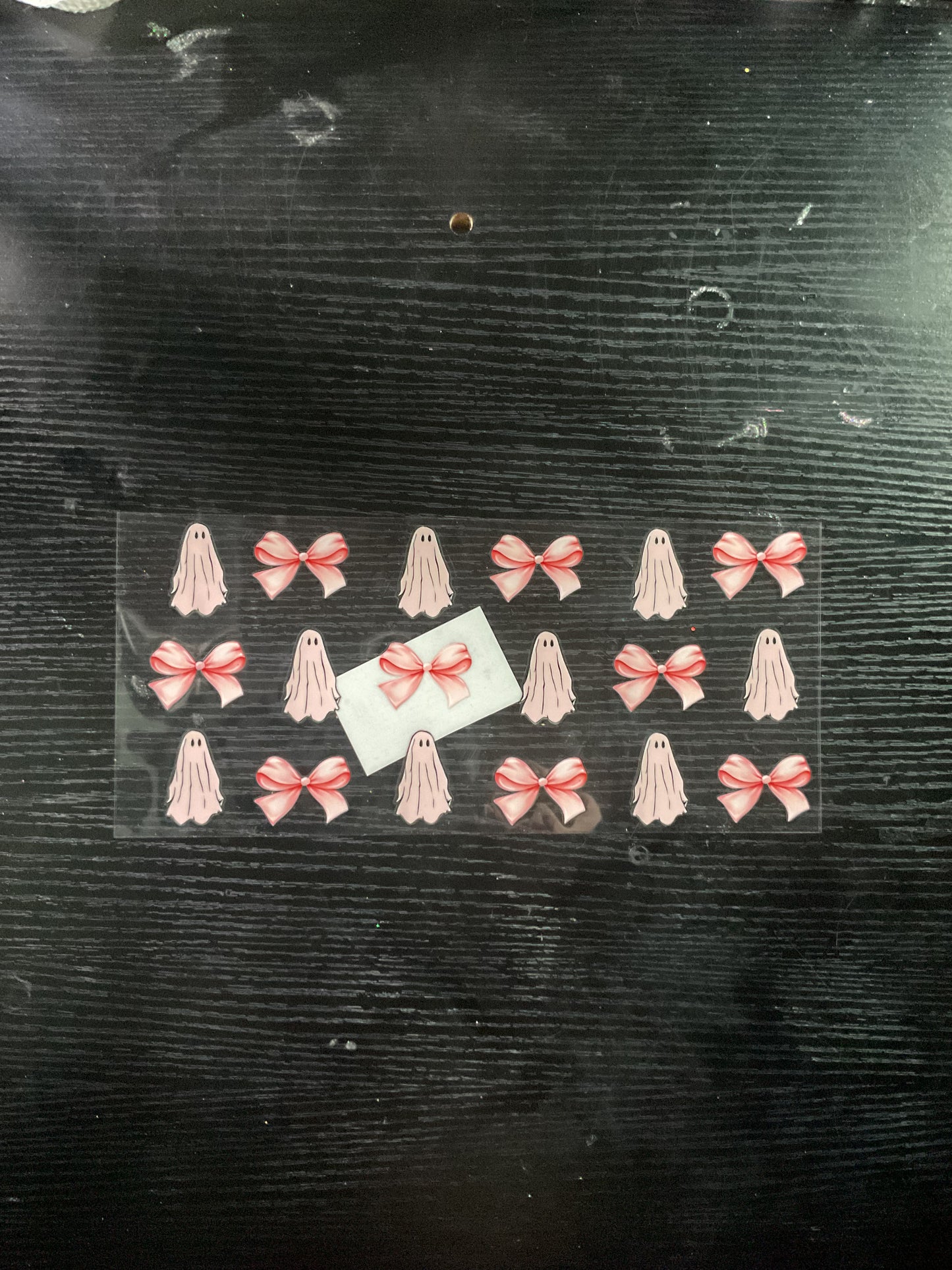 437 Ghost and bows